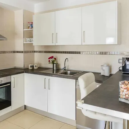 Armonia Park Free Wifi Y Best Pool Views Apt 36 Apartment *